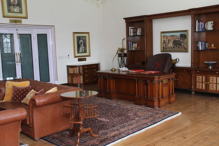 Room 32 of 140