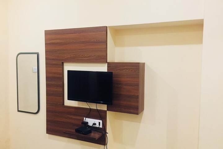 Room 9 of 39