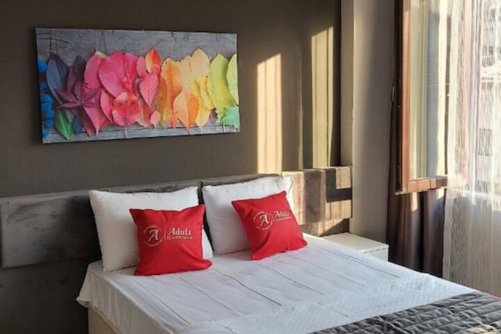 Room 37 of 53