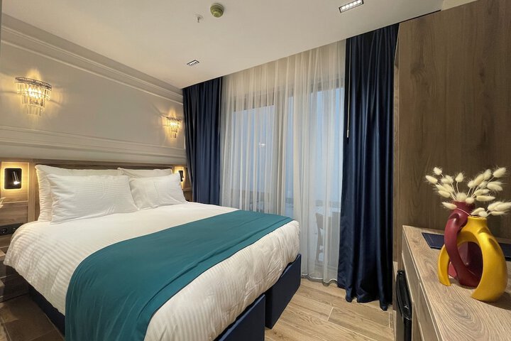Room 36 of 127