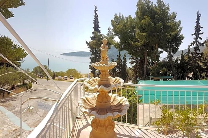 Tolon Beach Hotel