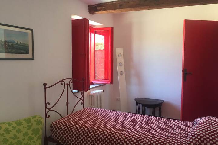 Room 10 of 45