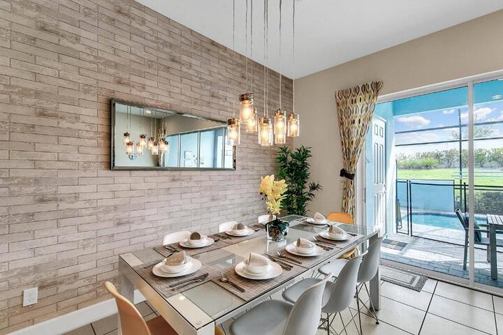 4 Bedrooms 3.5 Bathrooms Festival 382 CD in Davenport, FL