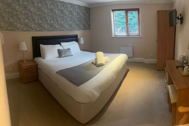 Room 7 of 10