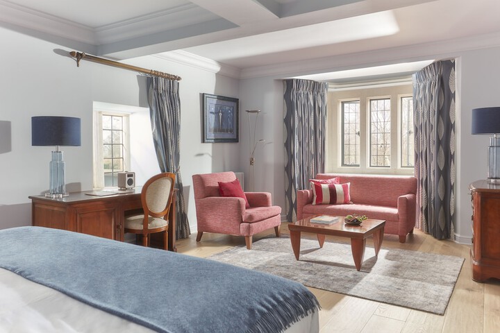 Room 4 of 40
