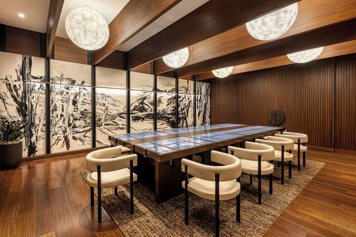 Meeting facility