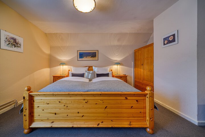 Room 25 of 69