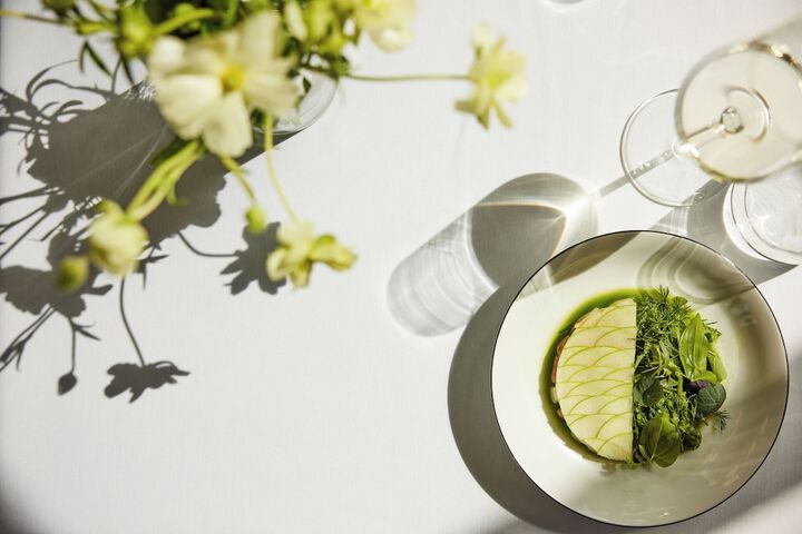 Dining 136 of 158