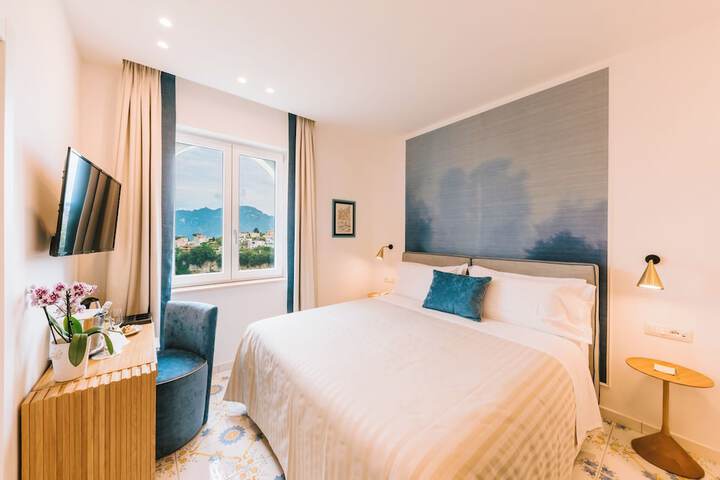 Room 25 of 159