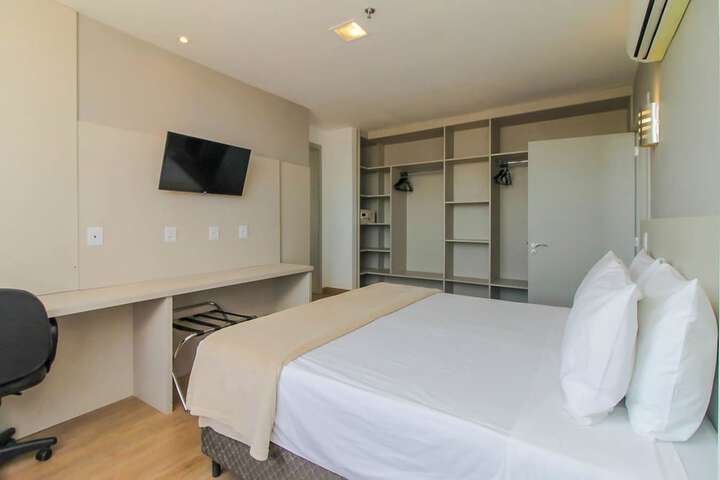 Room 82 of 120