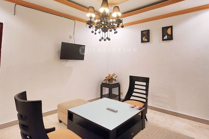 Room 16 of 42