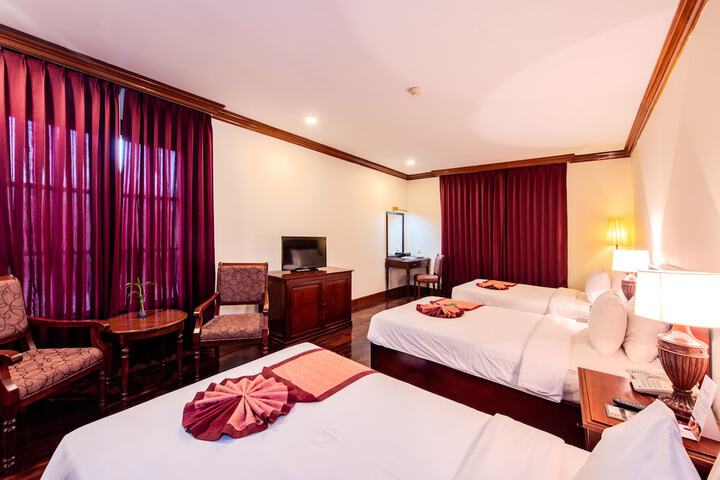 Room 13 of 75