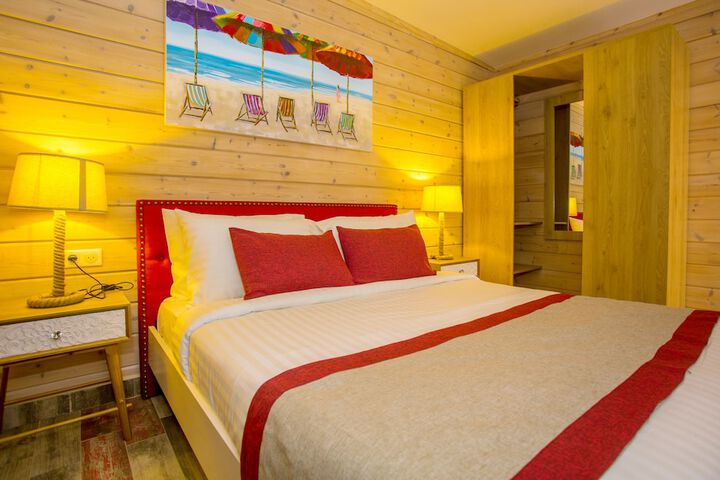 Room 3 of 21