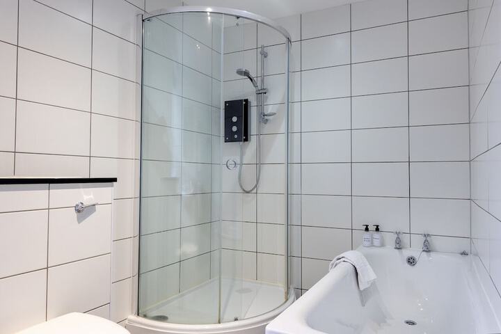 Bath Photo