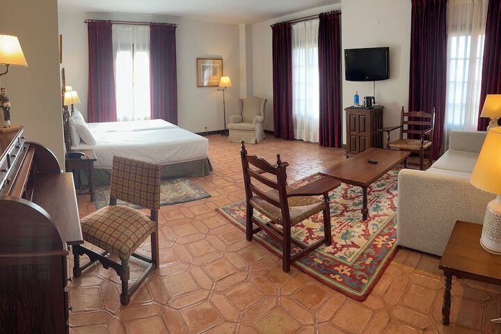 Room 11 of 49