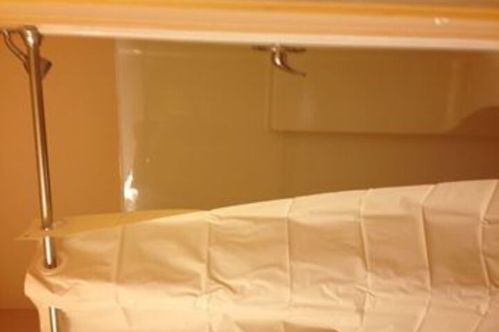 Room 3 of 18