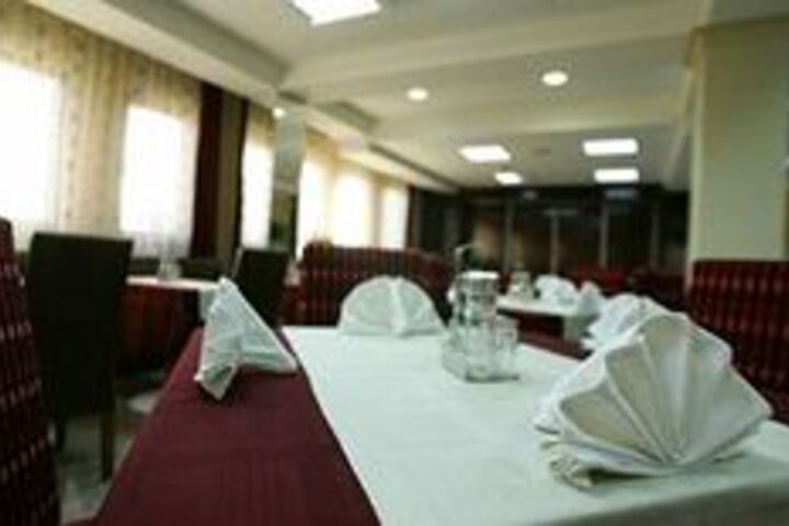 Dining 11 of 11