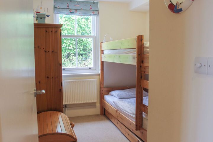 Room 16 of 20