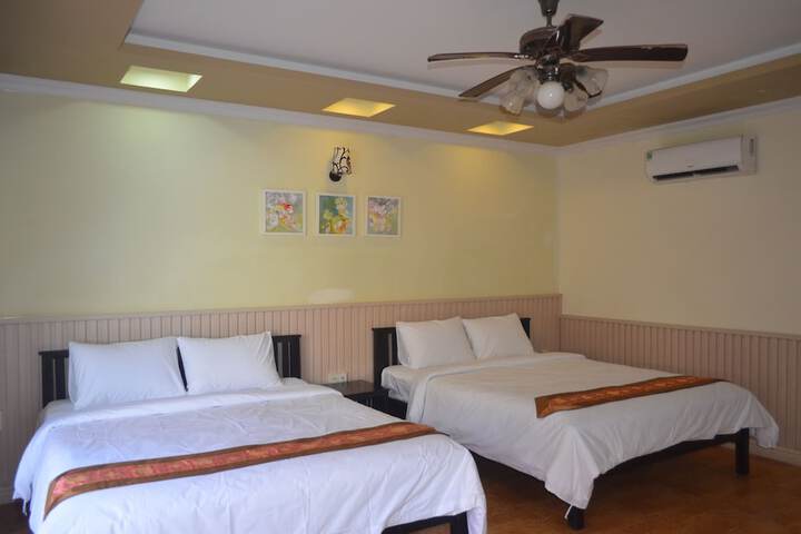 Room 26 of 146