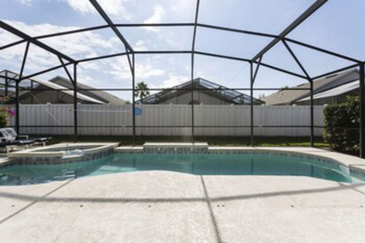 Pool 44 of 83