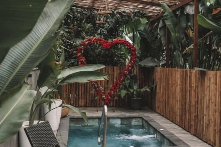 Pool 45 of 54