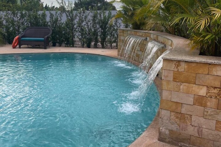 Pool 47 of 69