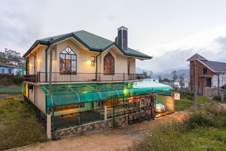 Bungalow by Camellia