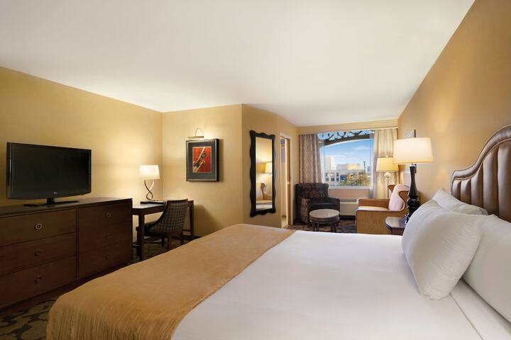Room 4 of 59