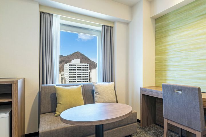Room 46 of 120