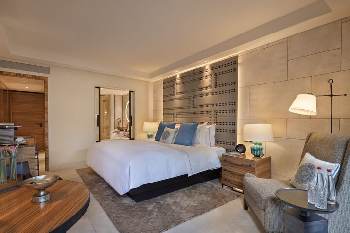 Room 10 of 75