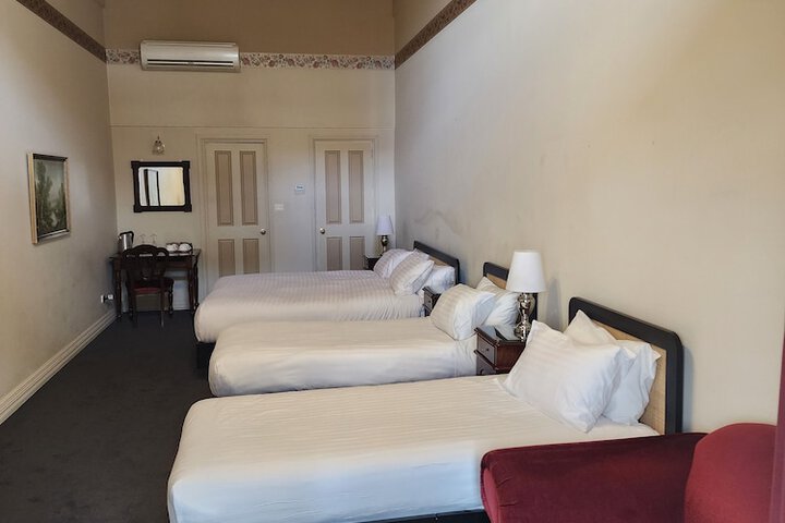Room 36 of 89