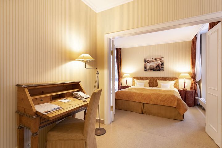 Room 6 of 70