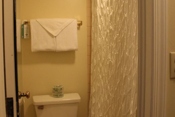 Room 51 of 56