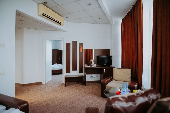 Room 3 of 57