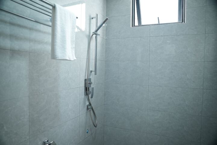 Room 17 of 22