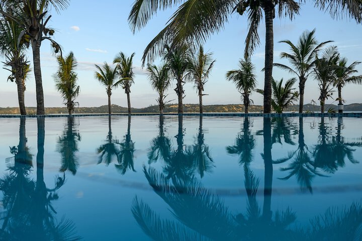 Pool 62 of 103