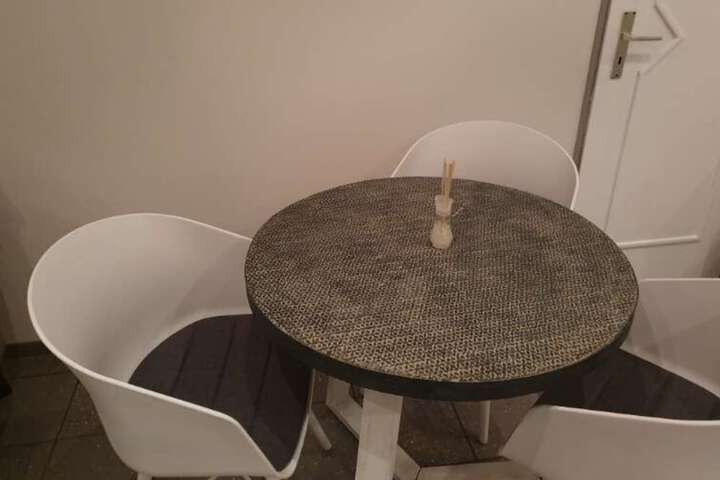 Room 15 of 61