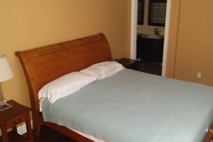 Room 2 of 13