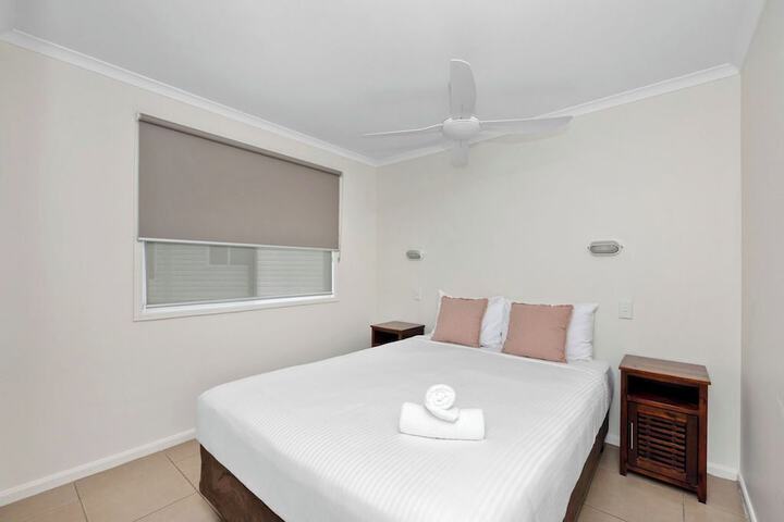 Room 27 of 104