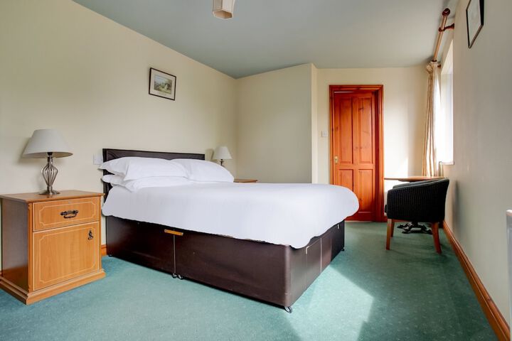 Room 16 of 52