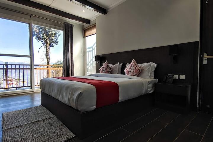 Room 4 of 14