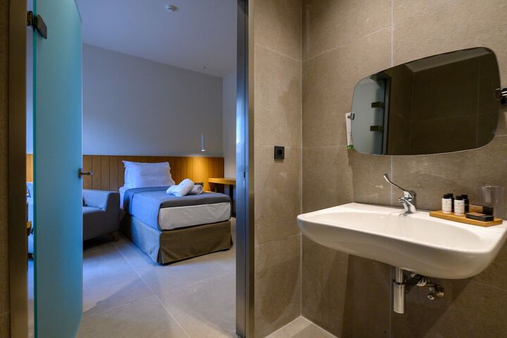 Room 12 of 45