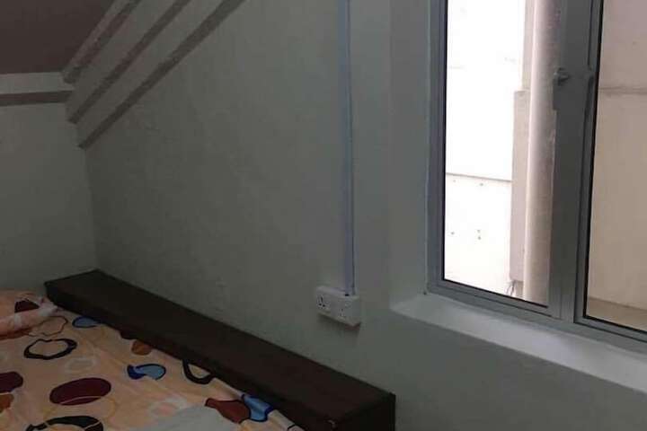 Room 14 of 38