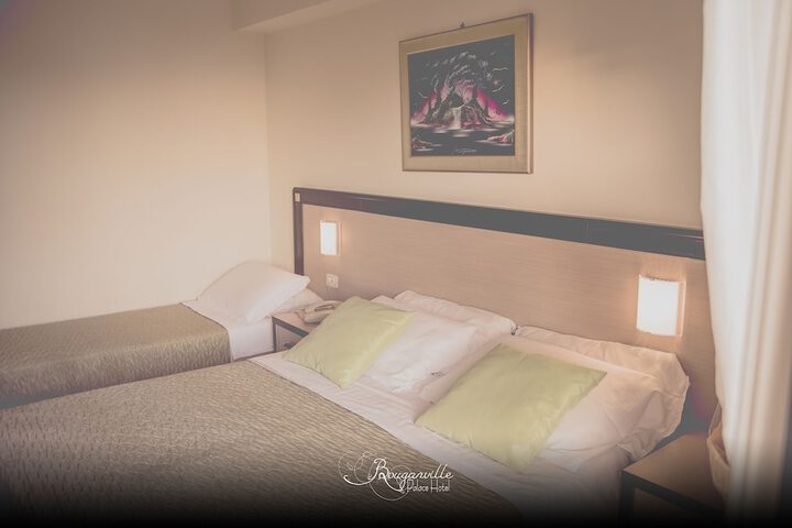 Room 4 of 42