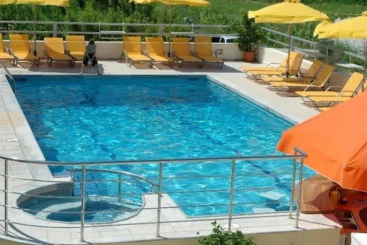 Pool 7 of 11