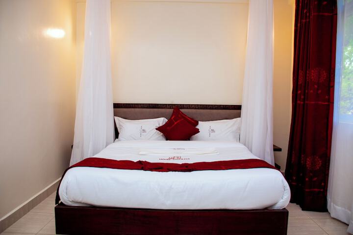 Room 16 of 38
