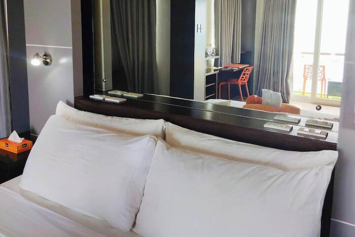 Room 149 of 403