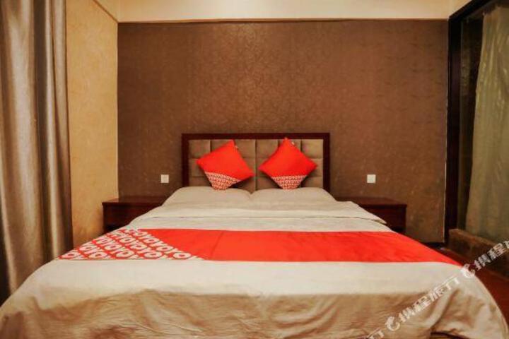 Zhaohua Hotel