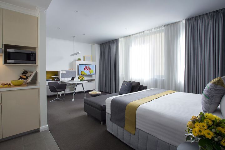 Room 8 of 22