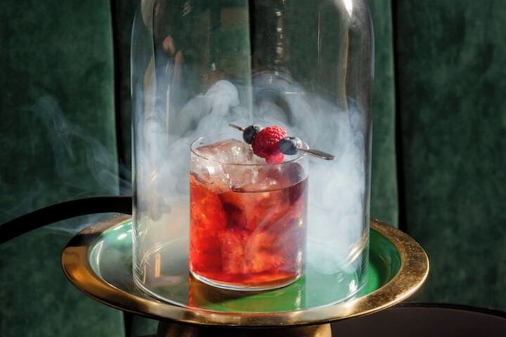 Dining 80 of 105